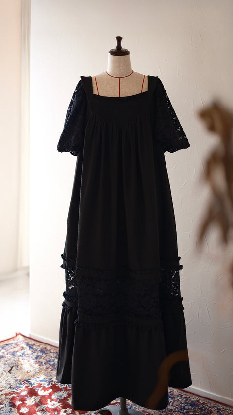 PRE-ORDER|繫語·打攬方領蕾絲長洋裝