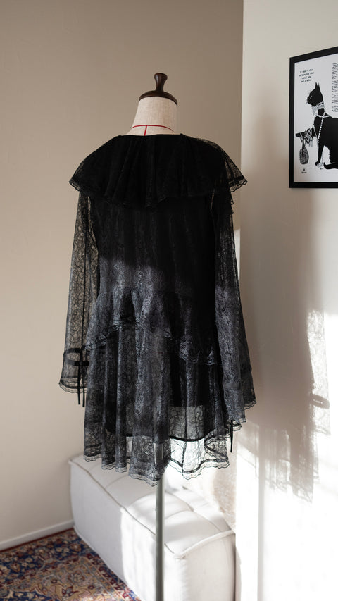 《NEW COLOR》|荷葉蕾絲上衣