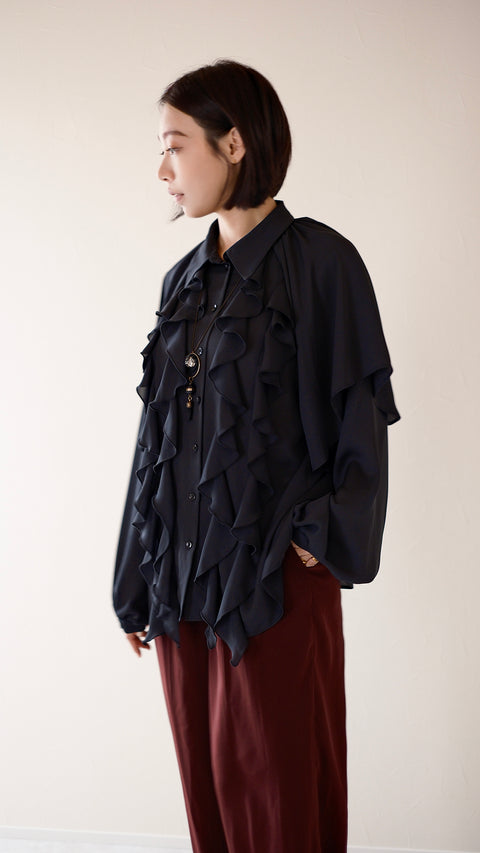 GLIMMER CAPE BLOUSE