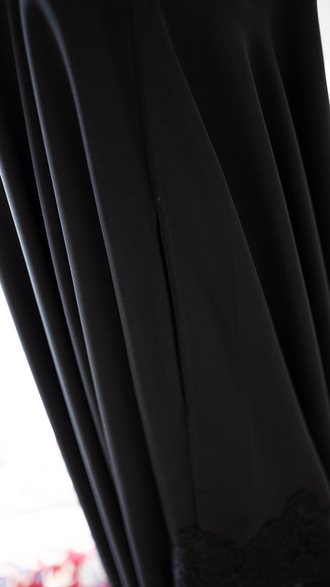 PRE-ORDER｜非對稱細肩帶洋裝