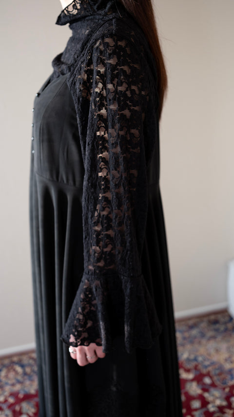 PRE-ORDER｜非對稱細肩帶洋裝