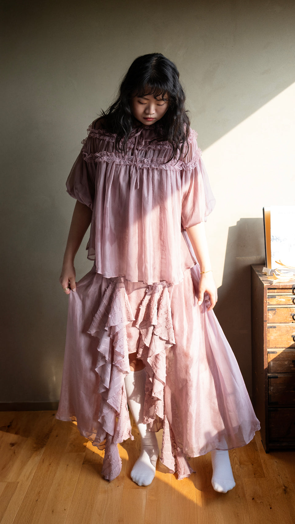 PRE-ORDER ITEMS ｜透視蕾絲上衣