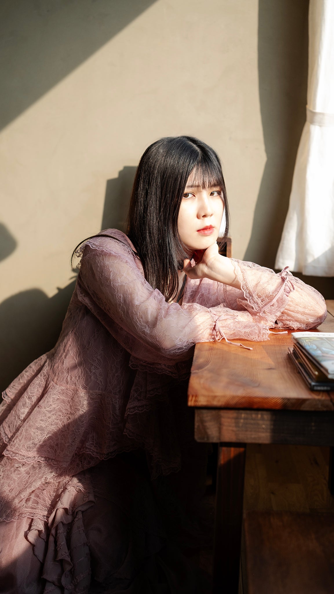 MIYOLLY STUDIO荷葉蕾絲上衣