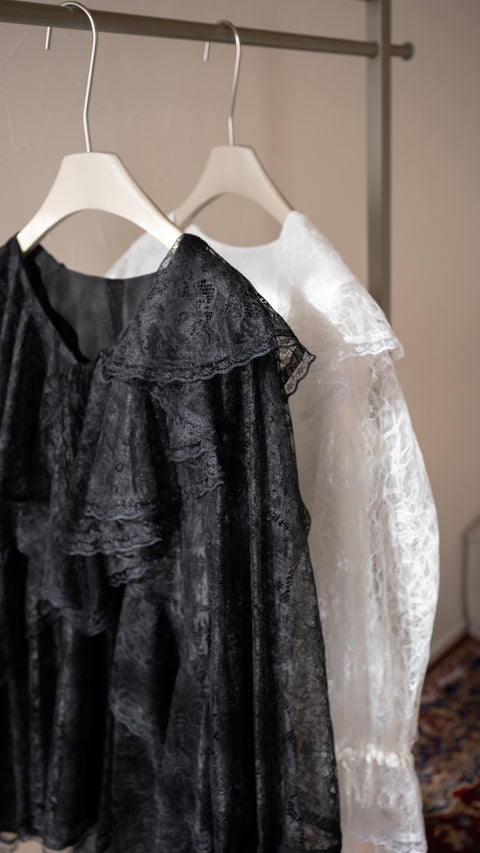 《NEW COLOR》｜荷葉蕾絲上衣