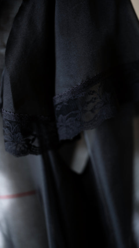 PRE-ORDER｜透光蕾絲上衣