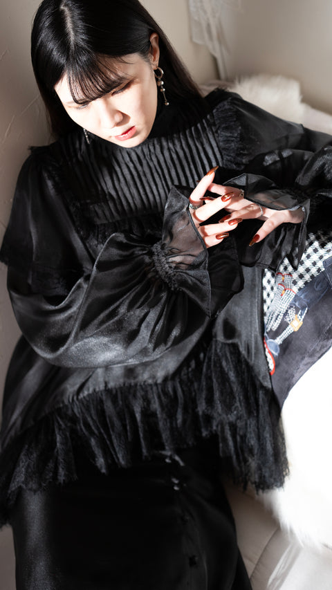 PRE-ORDER｜透光蕾絲上衣