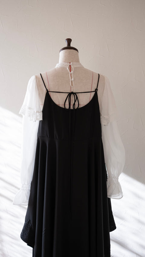 PRE-ORDER｜非對稱細肩帶洋裝