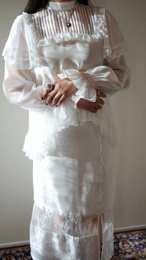 PRE-ORDER｜透光蕾絲上衣