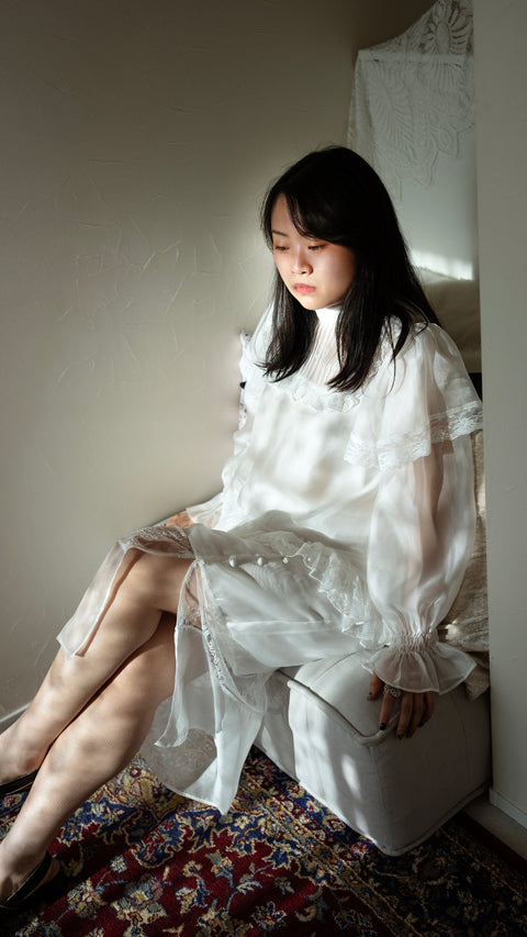 PRE-ORDER｜透光蕾絲上衣