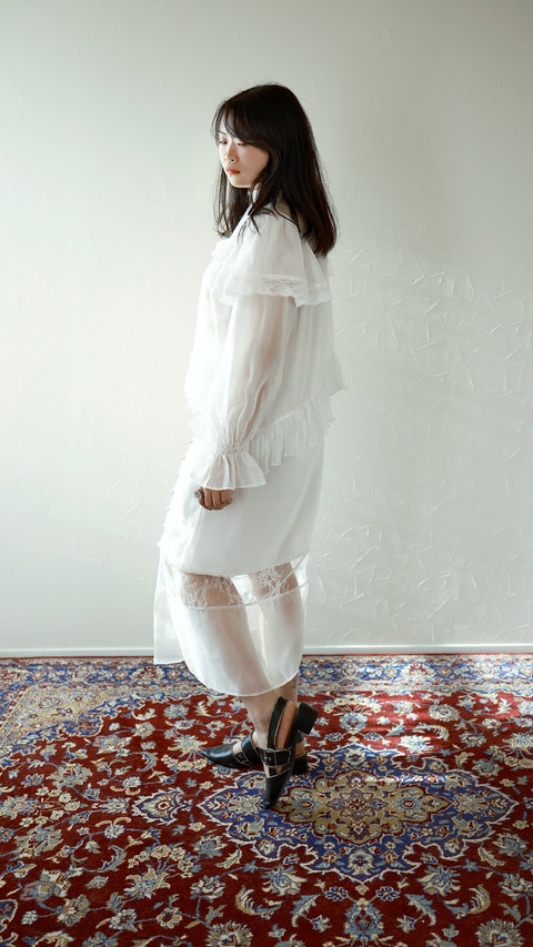 PRE-ORDER｜透光蕾絲上衣